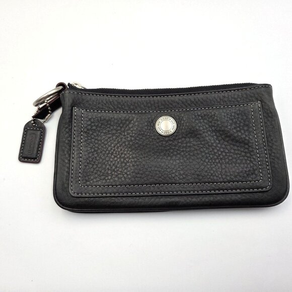 Coach Chelsea Black Pebbled Leather Wallet Pouch Zip Top